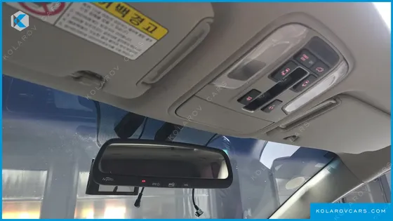 KIA CARNIVAL 9-SEATER PRESTIGE