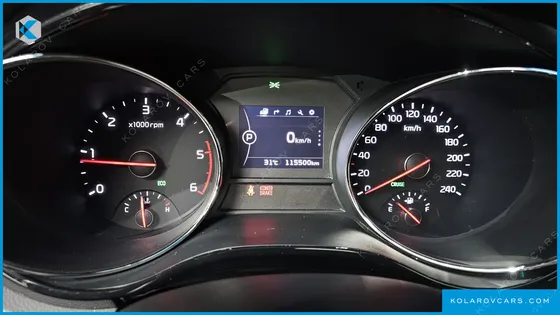 KIA CARNIVAL 9-SEATER NOBLESSE