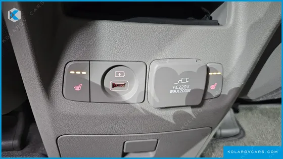 KIA CARNIVAL 9-SEATER NOBLESSE