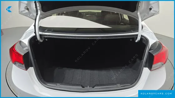 HYUNDAI ELANTRA (AVANTE) M16 GDI LUXURY
