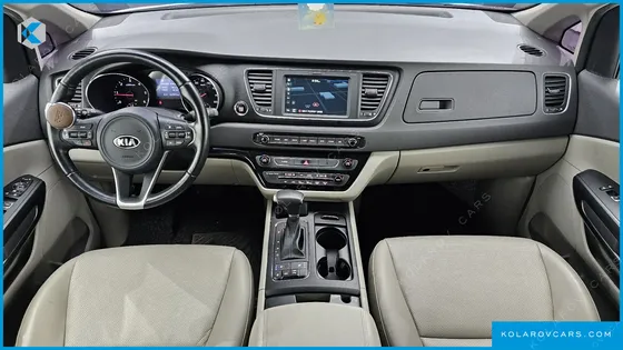 KIA CARNIVAL 11-SEATER LUXURY