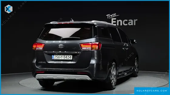 KIA CARNIVAL 9-SEATER PRESTIGE