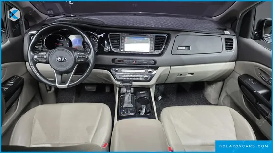 KIA CARNIVAL 9-SEATER PRESTIGE