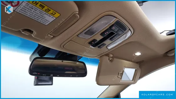 KIA CARNIVAL 7-SEATER LIMOUSINE