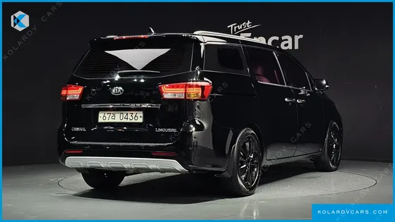 KIA CARNIVAL 7-SEATER LIMOUSINE