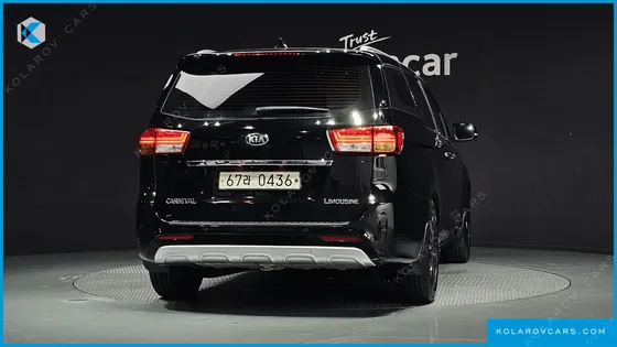 KIA CARNIVAL 7-SEATER LIMOUSINE