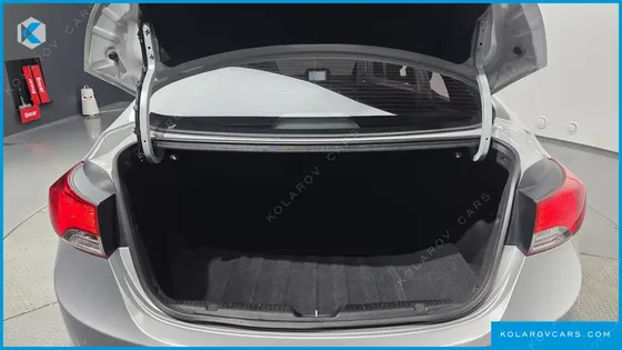 HYUNDAI ELANTRA (AVANTE) M16 GDI LUXURY