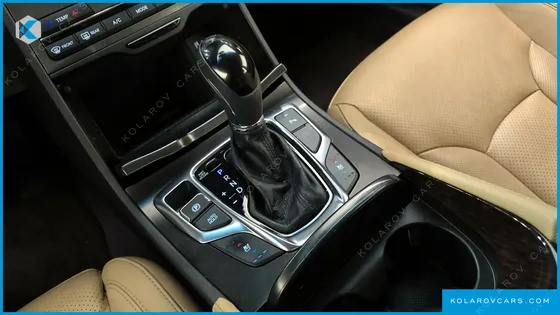HYUNDAI GRANDEUR HG240 MODERN