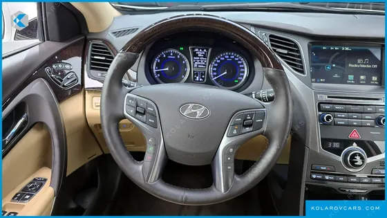 HYUNDAI GRANDEUR HG240 MODERN