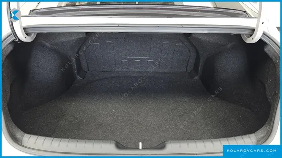 HYUNDAI ELANTRA (AVANTE) 1.6