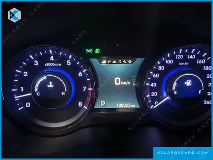HYUNDAI GRANDEUR HG240 MODERN