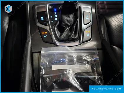 HYUNDAI GRANDEUR HG240 MODERN