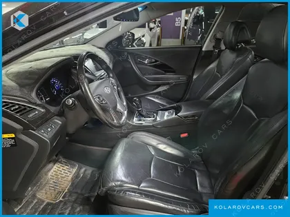 HYUNDAI GRANDEUR HG240 MODERN