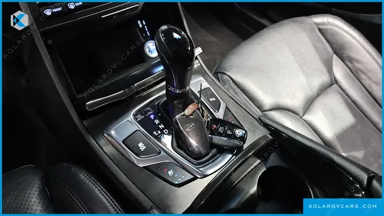 HYUNDAI GRANDEUR HG300 PREMIUM