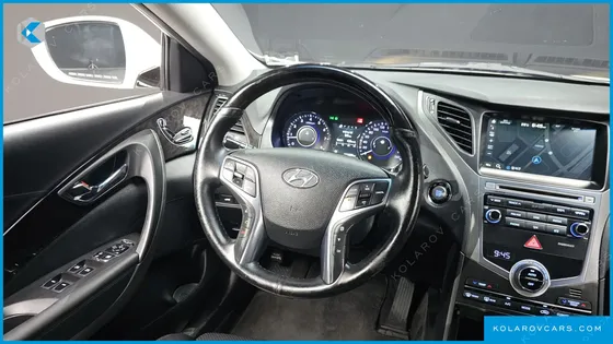 HYUNDAI GRANDEUR HG300 PREMIUM