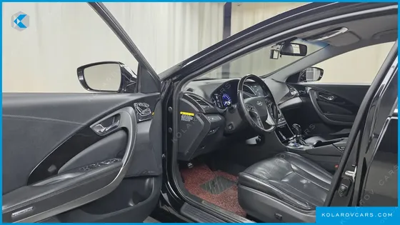 HYUNDAI GRANDEUR HG220 DIESEL MODERN