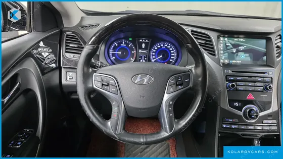 HYUNDAI GRANDEUR HG220 DIESEL MODERN