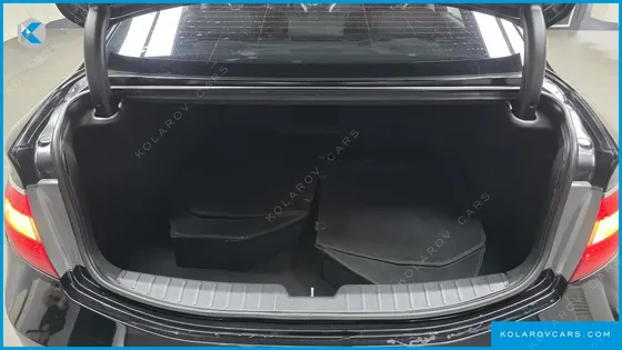 HYUNDAI GRANDEUR HG220 DIESEL MODERN