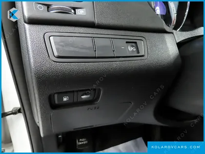 HYUNDAI SONATA LPI DELUXE