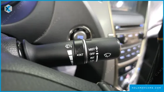 HYUNDAI GRANDEUR HG300 EXCLUSIVE