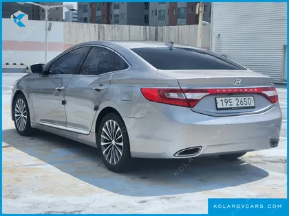 HYUNDAI GRANDEUR HG300 PREMIUM