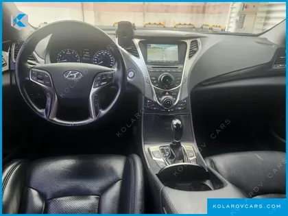 HYUNDAI GRANDEUR HG300 PREMIUM