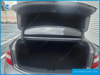 HYUNDAI GRANDEUR HG300 PREMIUM