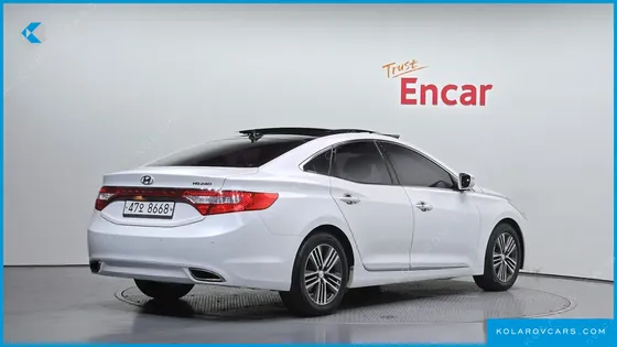 HYUNDAI GRANDEUR HG240 MODERN