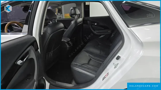 HYUNDAI GRANDEUR HG240 MODERN