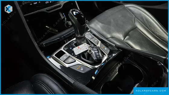 HYUNDAI GRANDEUR HG240 LUXURY
