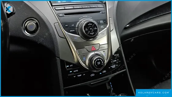 HYUNDAI GRANDEUR HG240 LUXURY