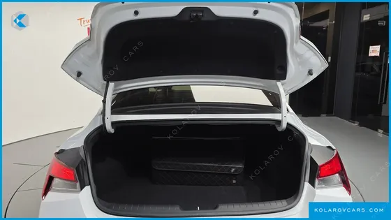 HYUNDAI ELANTRA (AVANTE) 1.6