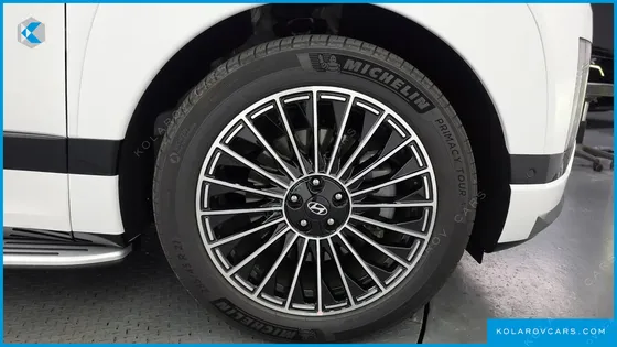 HYUNDAI IONIQ 9 PERFORMANCE TYPE AWD