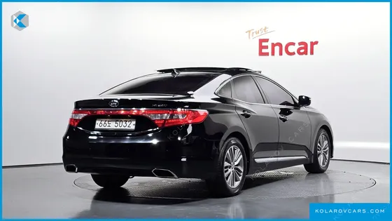 HYUNDAI GRANDEUR HG240 MODERN