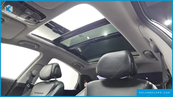 HYUNDAI GRANDEUR HG240 MODERN