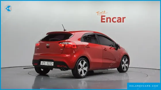 KIA PRIDE 1.6 GDI HATCHBACK