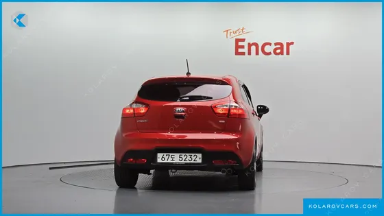 KIA PRIDE 1.6 GDI HATCHBACK