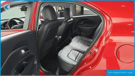 KIA PRIDE 1.6 GDI HATCHBACK