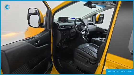 HYUNDAI STARIA L3.5  KINDER SAFETY CAR