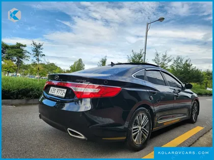 HYUNDAI GRANDEUR HG240 MODERN