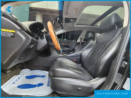 HYUNDAI GRANDEUR HG240 MODERN