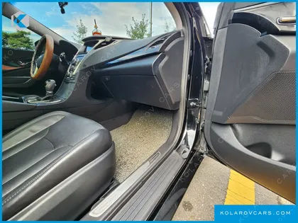 HYUNDAI GRANDEUR HG240 MODERN