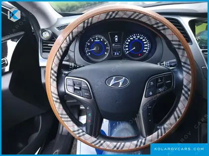 HYUNDAI GRANDEUR HG240 MODERN