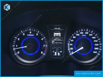 HYUNDAI GRANDEUR HG240 MODERN