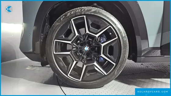 BMW XM 4.4