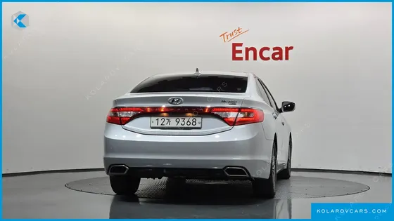 HYUNDAI GRANDEUR HG220 DIESEL MODERN