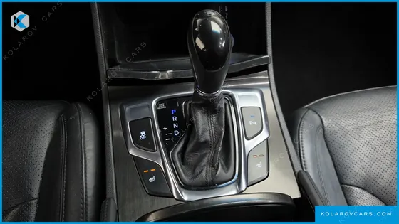 HYUNDAI GRANDEUR HG220 DIESEL MODERN