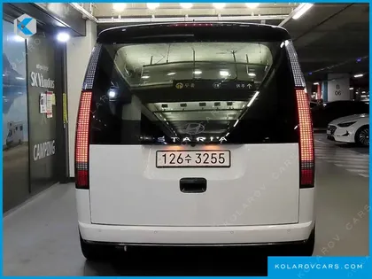 HYUNDAI STARIA HEV 1.6 LOUNGE 9-SEATER