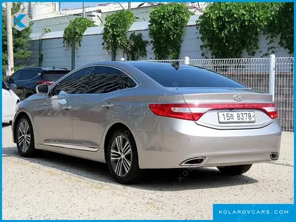 HYUNDAI GRANDEUR HG240 MODERN