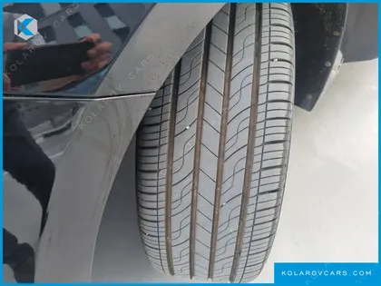 HYUNDAI GRANDEUR HG300 PREMIUM